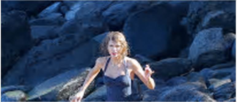 Taylor swift swimsuit photos
